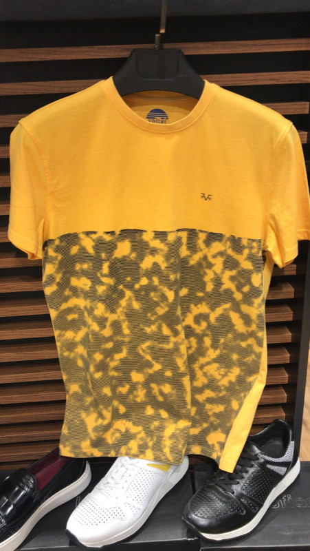 Pánske tričko s potlačou žlté