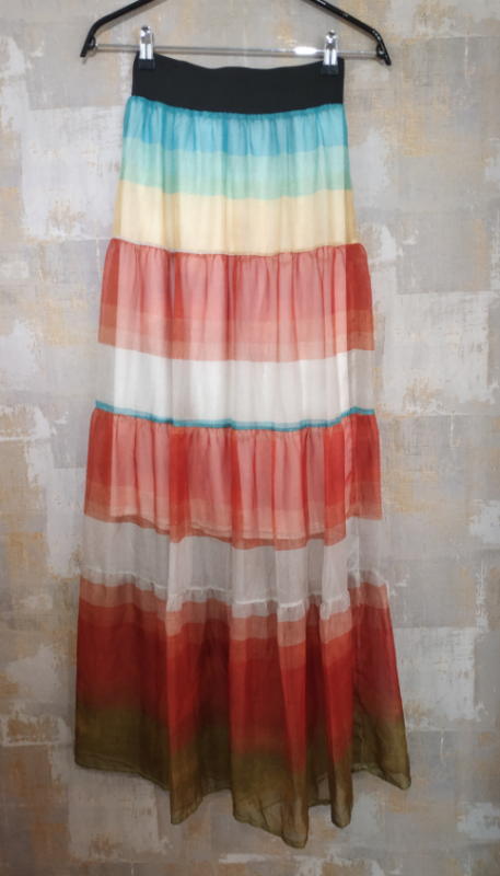 Dámska sukňa farebná dlhá s tyrkysovou farbou